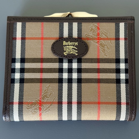 Burberrys Novacheck Compact Kisslock Wallet - Picture 14 of 15